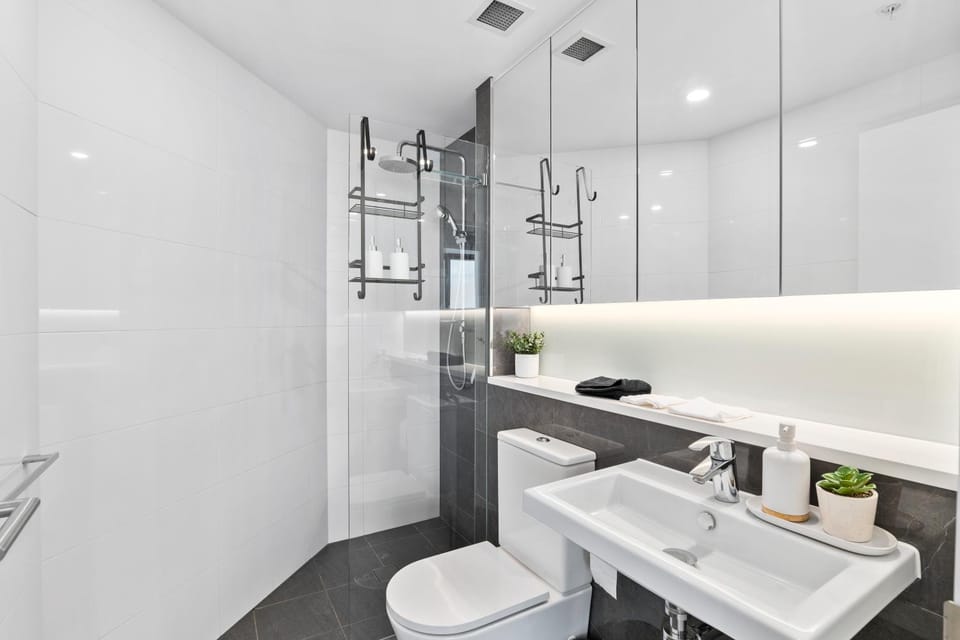 Premium CBD Stay Incredible River Views Apartment in Kangaroo Point