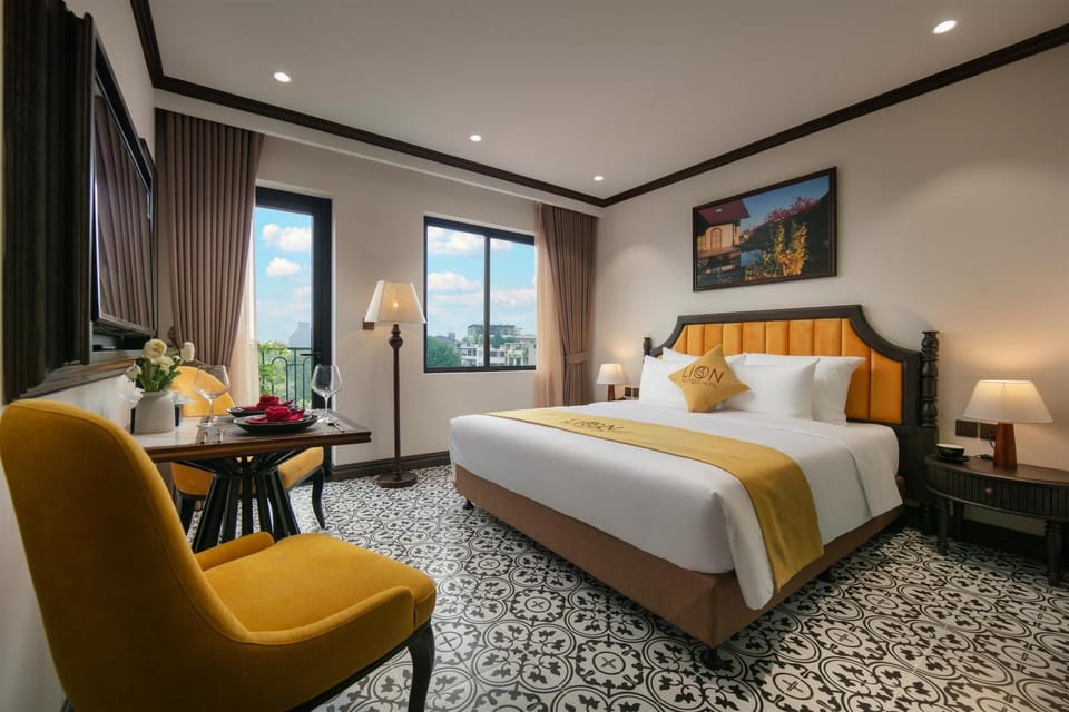 Bed, Living room, Photo of the whole room, Bedroom