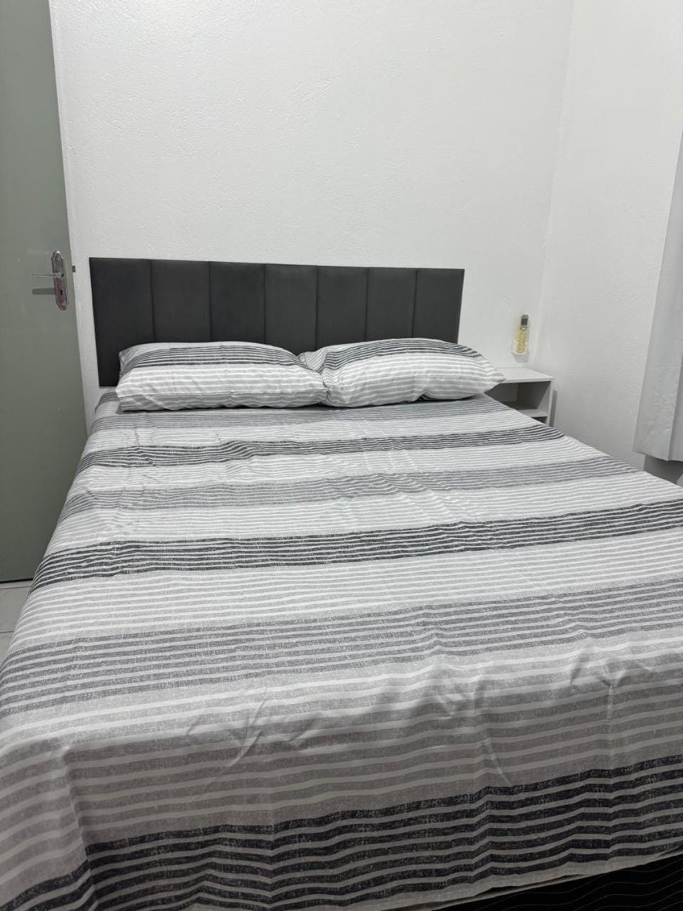 Ap 800m from the beach of the English 04 Apartment in Florianopolis