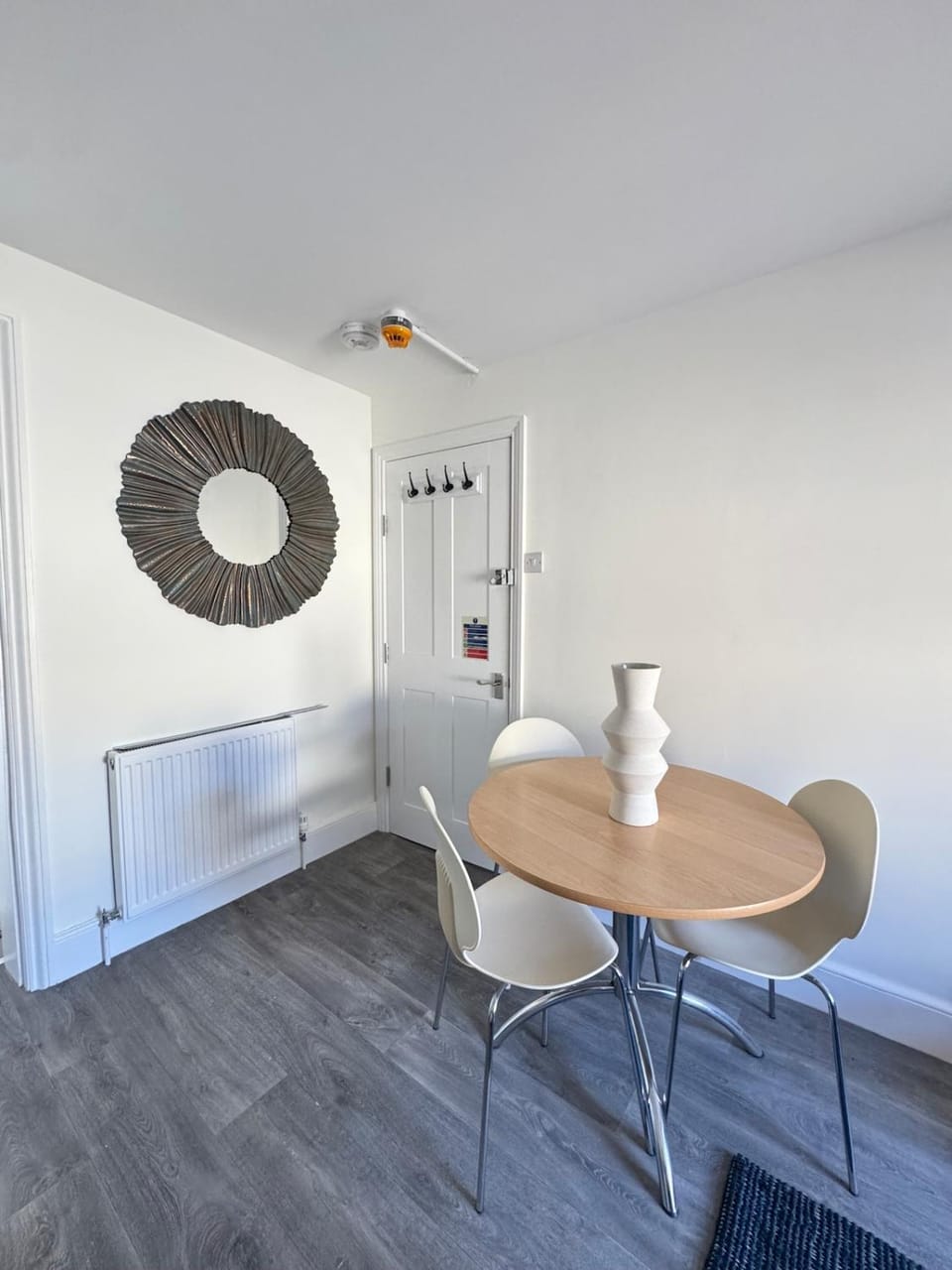 Convenient 1-Bed Apartment, Close to Beach & Shops Apartment in Exmouth