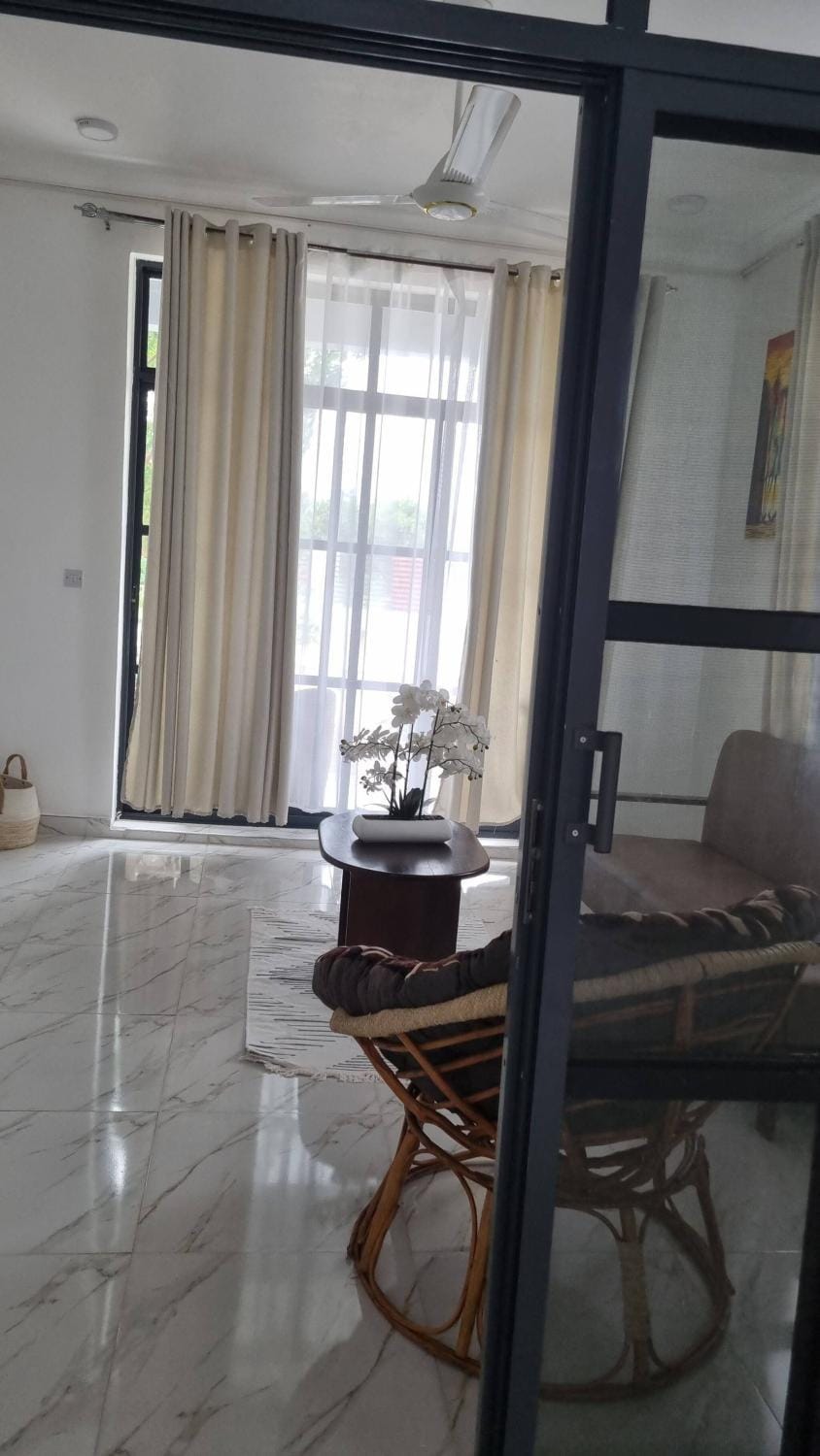 Terrys villa pool view room Bed and Breakfast in Unguja North Region