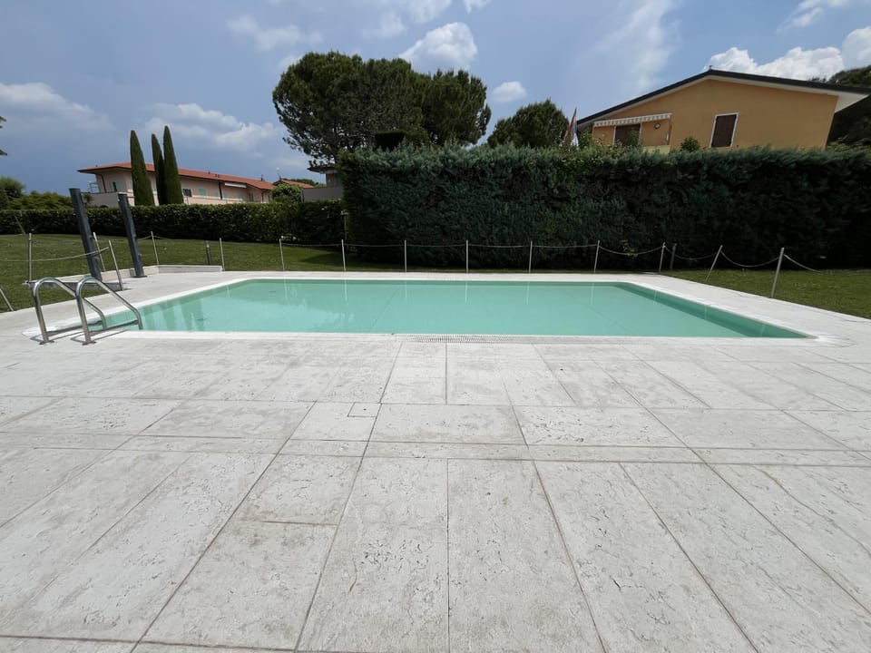 Pink Oleander Apartment Apartment in Sirmione
