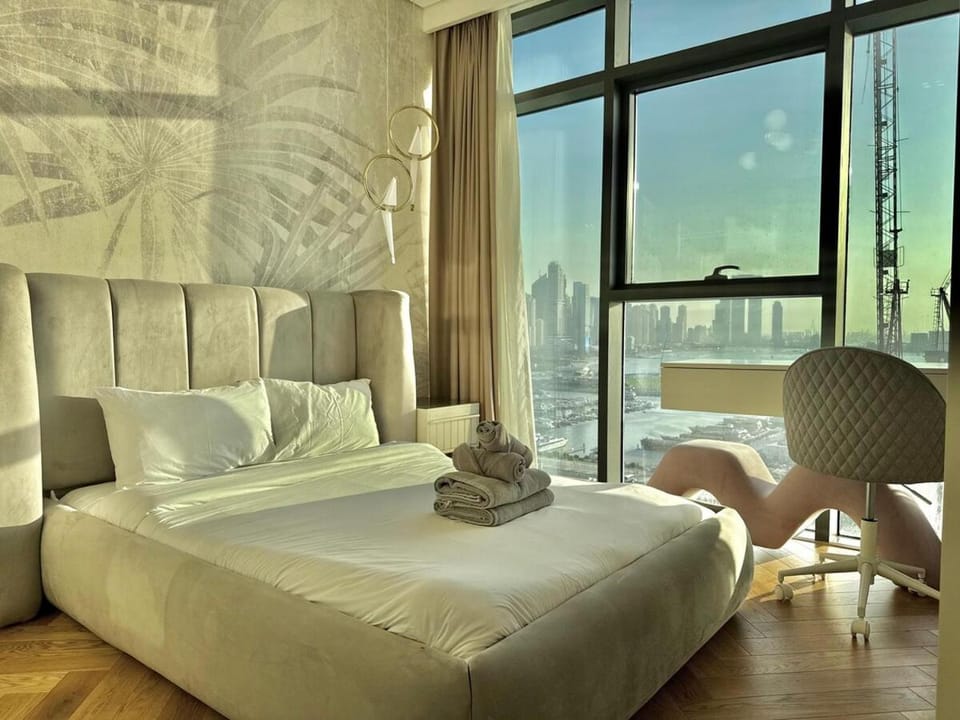 Modern 3bdr in Emaar Beachfront Beach Vista Apartment in Dubai