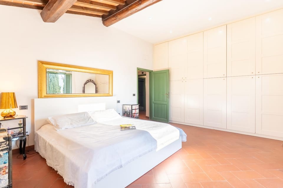 Authentic Tuscan Villa Private Pool, Gym&Billiards Villa in San Casciano Val Pesa