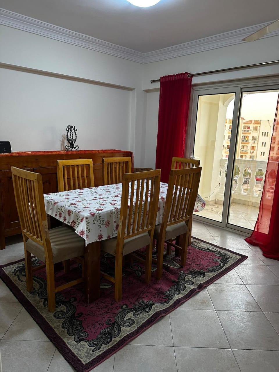 Bright apartment with sea and airport views Mubarak 2 Apartment in Hurghada