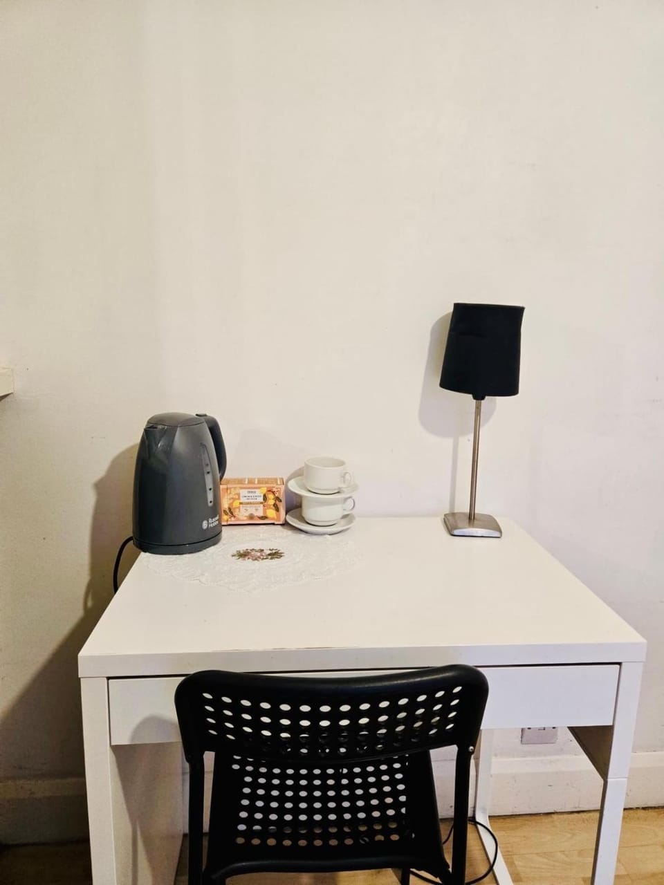 Cozy room near Vauxhall station Vacation rental in City of Westminster
