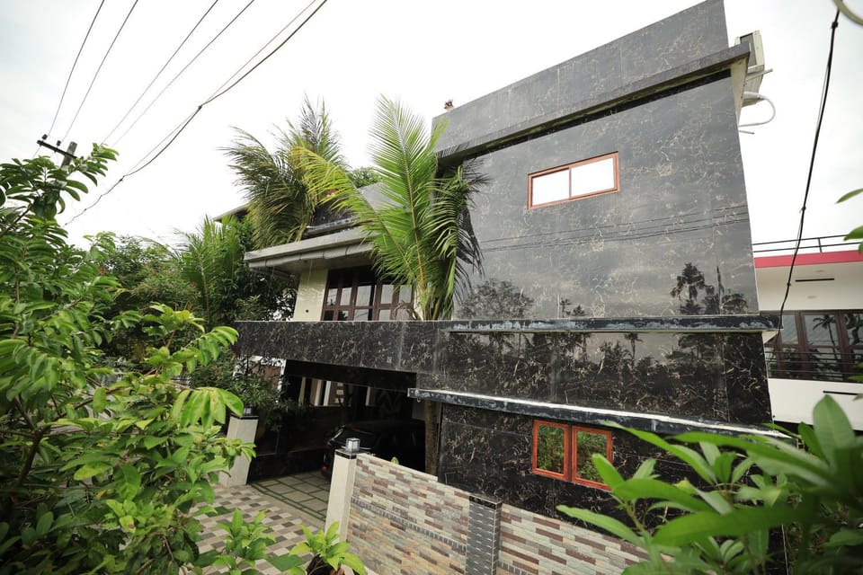 Ashiyana Homes Hotel in Kochi