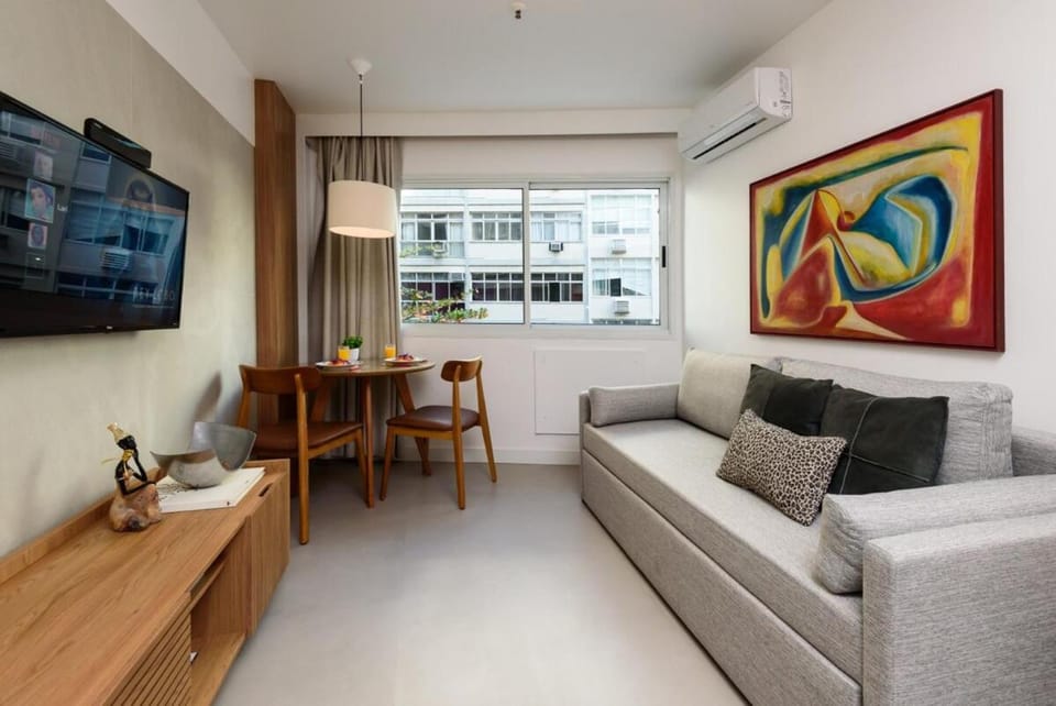 Apart-hotel em Ipanema com piscina e lazer! Apartment in Rio de Janeiro