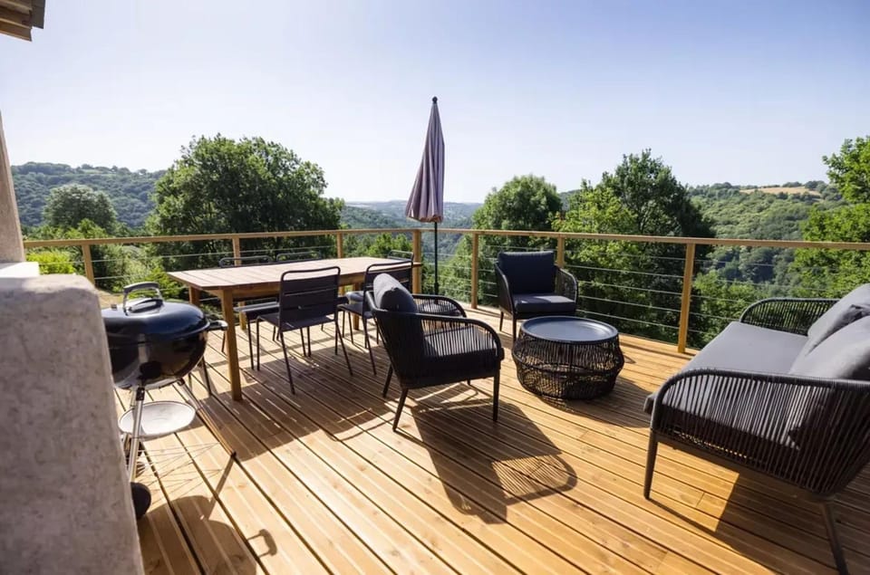 Maison de vacances avec piscine près de Maleville 150 m² House in Occitanie