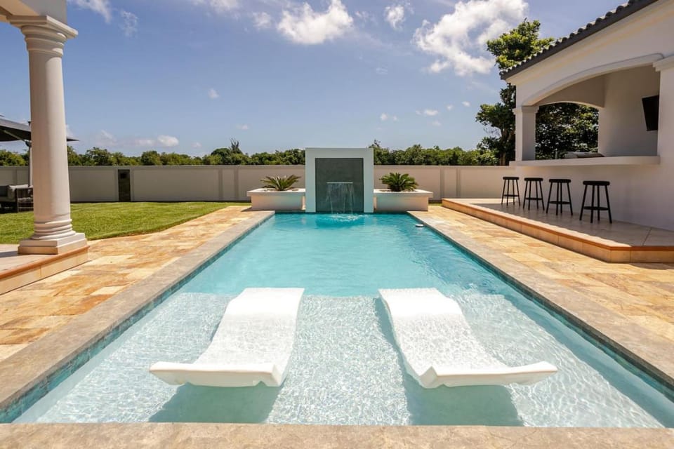 Spacious House with Pool and BBQ House in Aguacate, Aguadilla, Puerto Rico