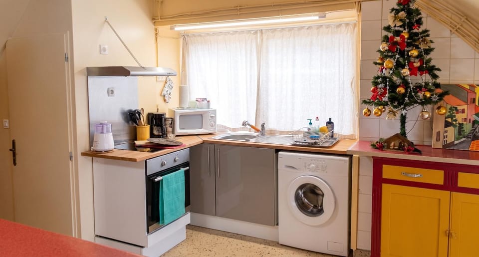Studio cozy à Aydat avec air conditionné, 26 m² Apartment in Auvergne-Rhône-Alpes
