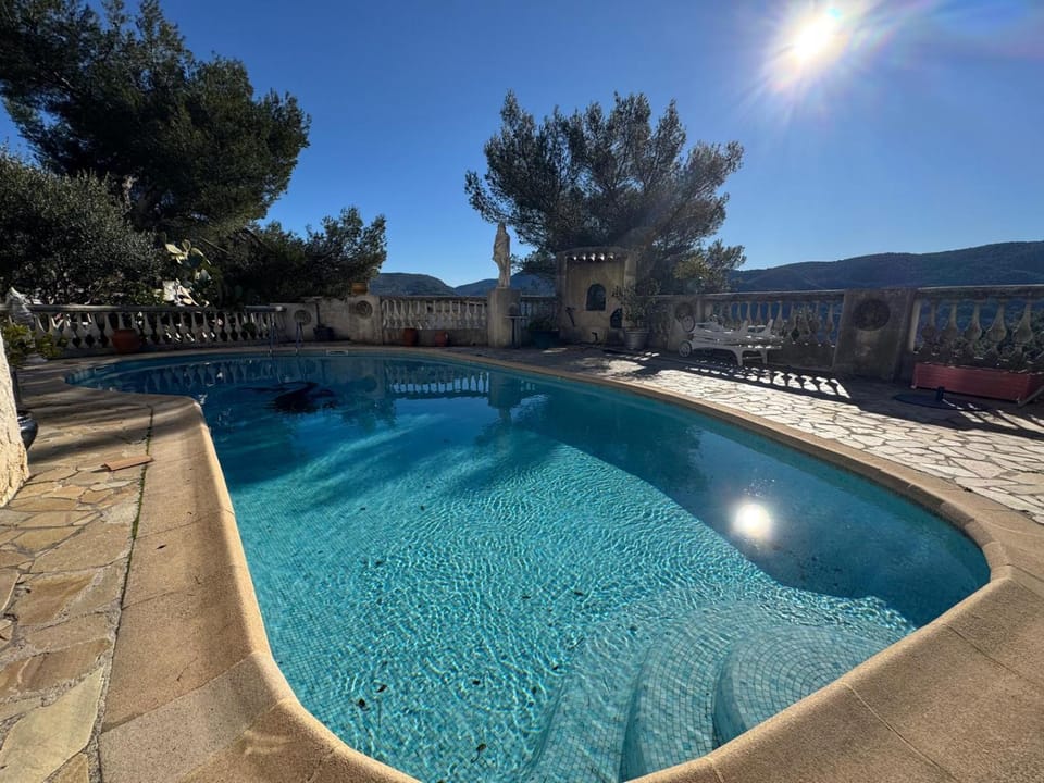 Chez Antoinette et Jo Apartment in 06340 La Trinité, France