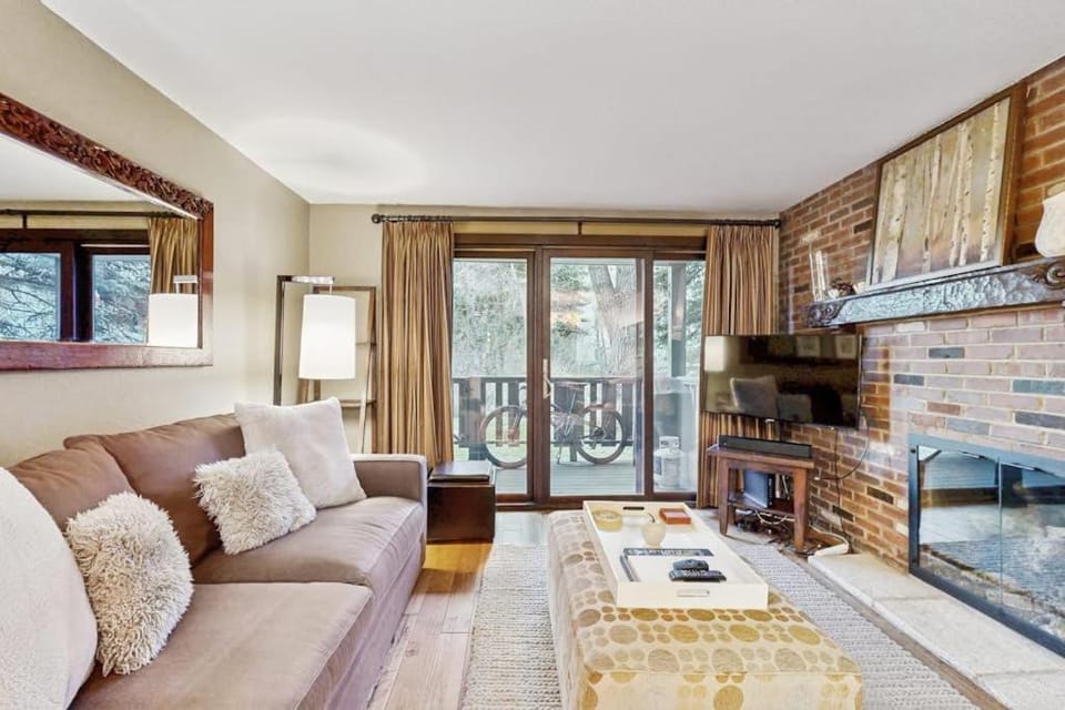 Nature's Edge Apartment in Vail