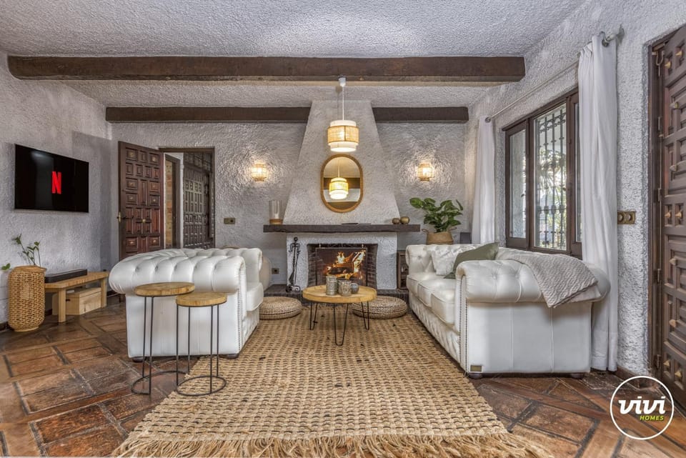 Communal lounge/ TV room, Living room