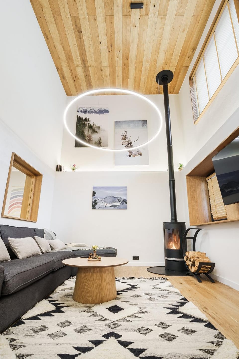 Chalet Charm - Private Mountain Retreat with Sauna, Jacuzzi & Kids Playroom Chalet in Bansko