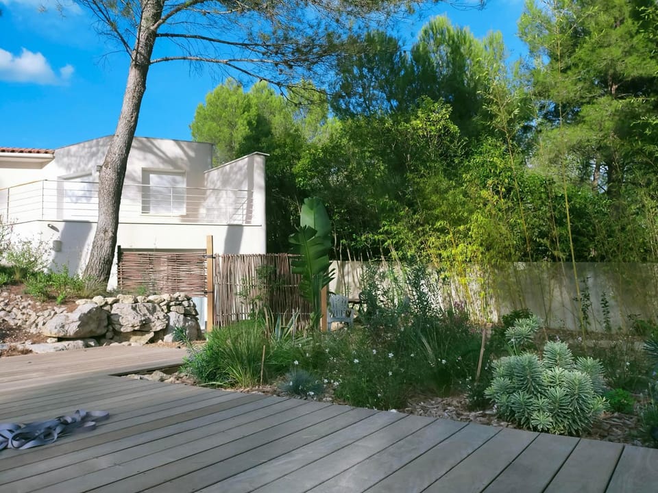 Property building, Patio, Garden, Garden, Garden view, Swimming pool