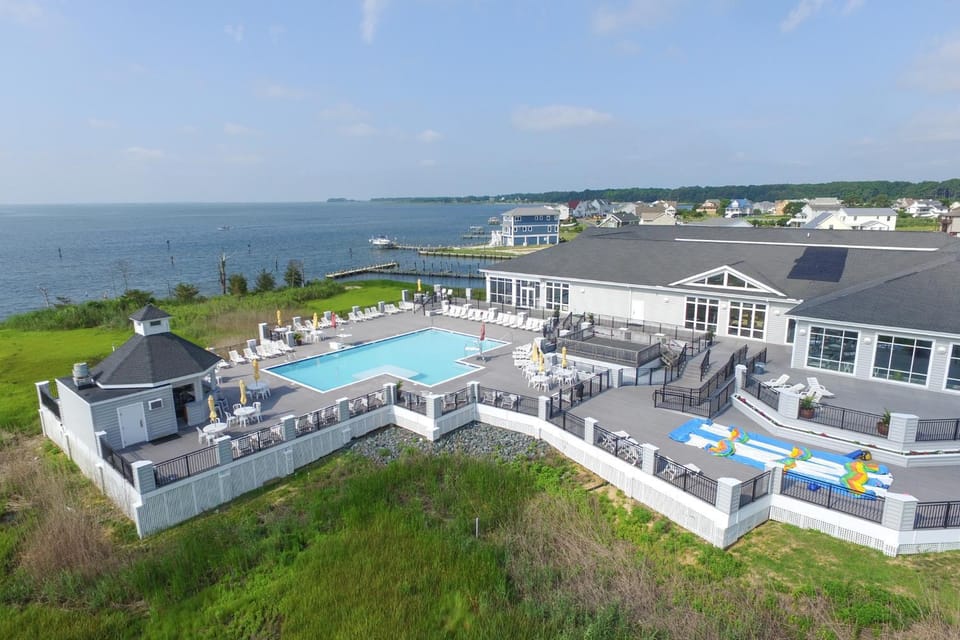 Deck & EV Charger: Coastal Retreat 1 Mi to Marina House in Chincoteague Island