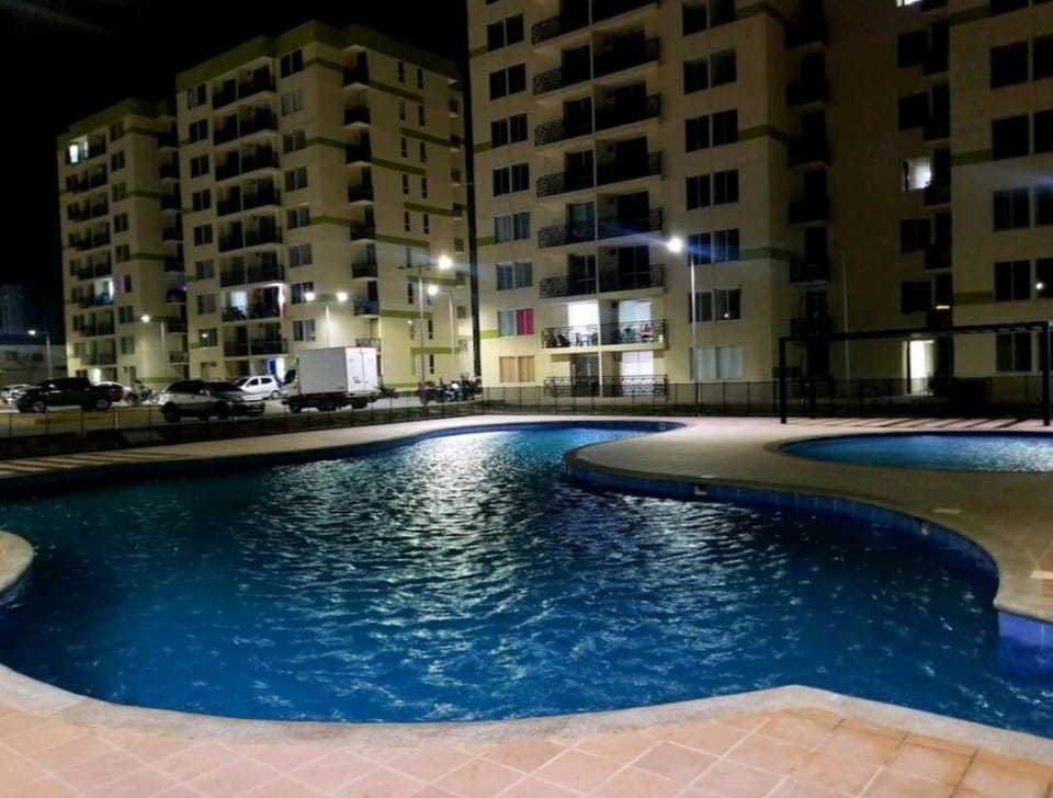 Bonito Apartamento Con Piscinas Central Apartment in Santa Marta