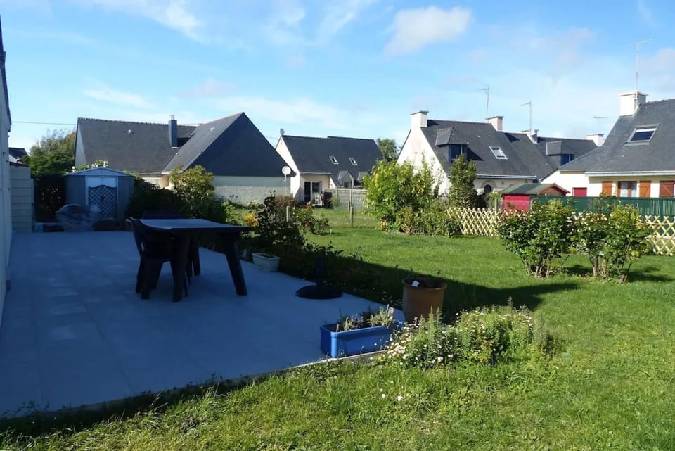Maison spacieuse avec jardin à Sarzeau House in Brittany