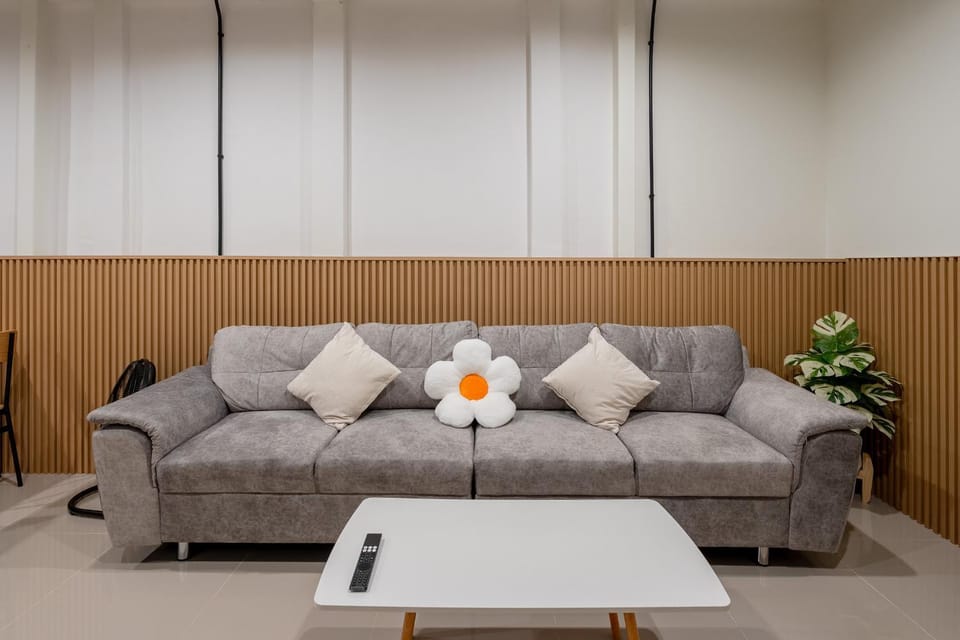 Cool cozy In Yaowarat Villa in Bangkok
