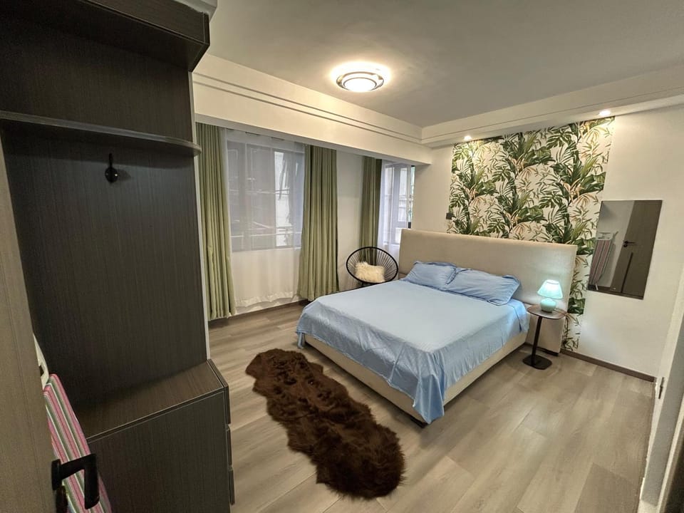Bed, Bedroom, Family, wardrobe