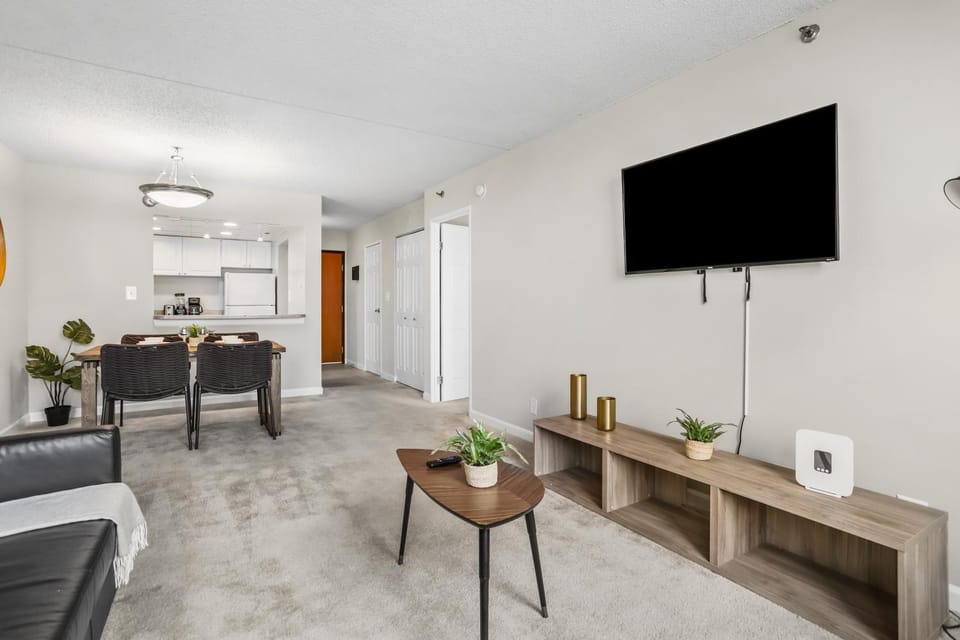 TV and multimedia, Living room, Seating area