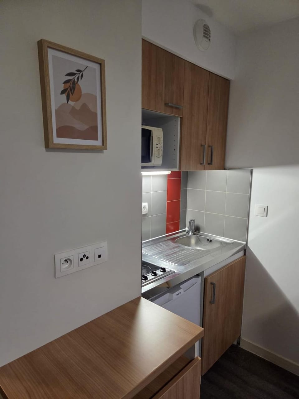 Kitchen or kitchenette