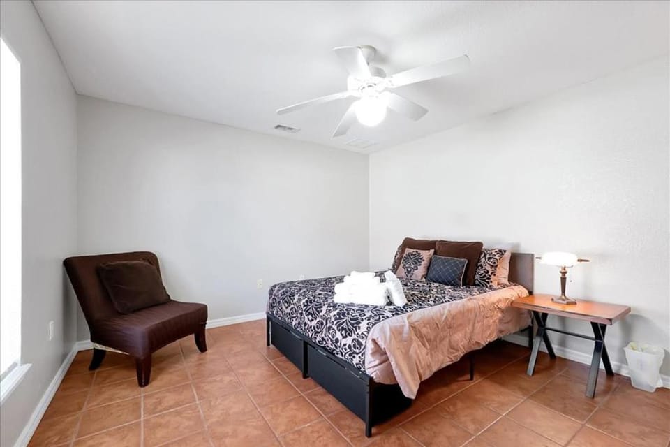 Relaxing Nature & Budget Friendly Family Home House in Loughman