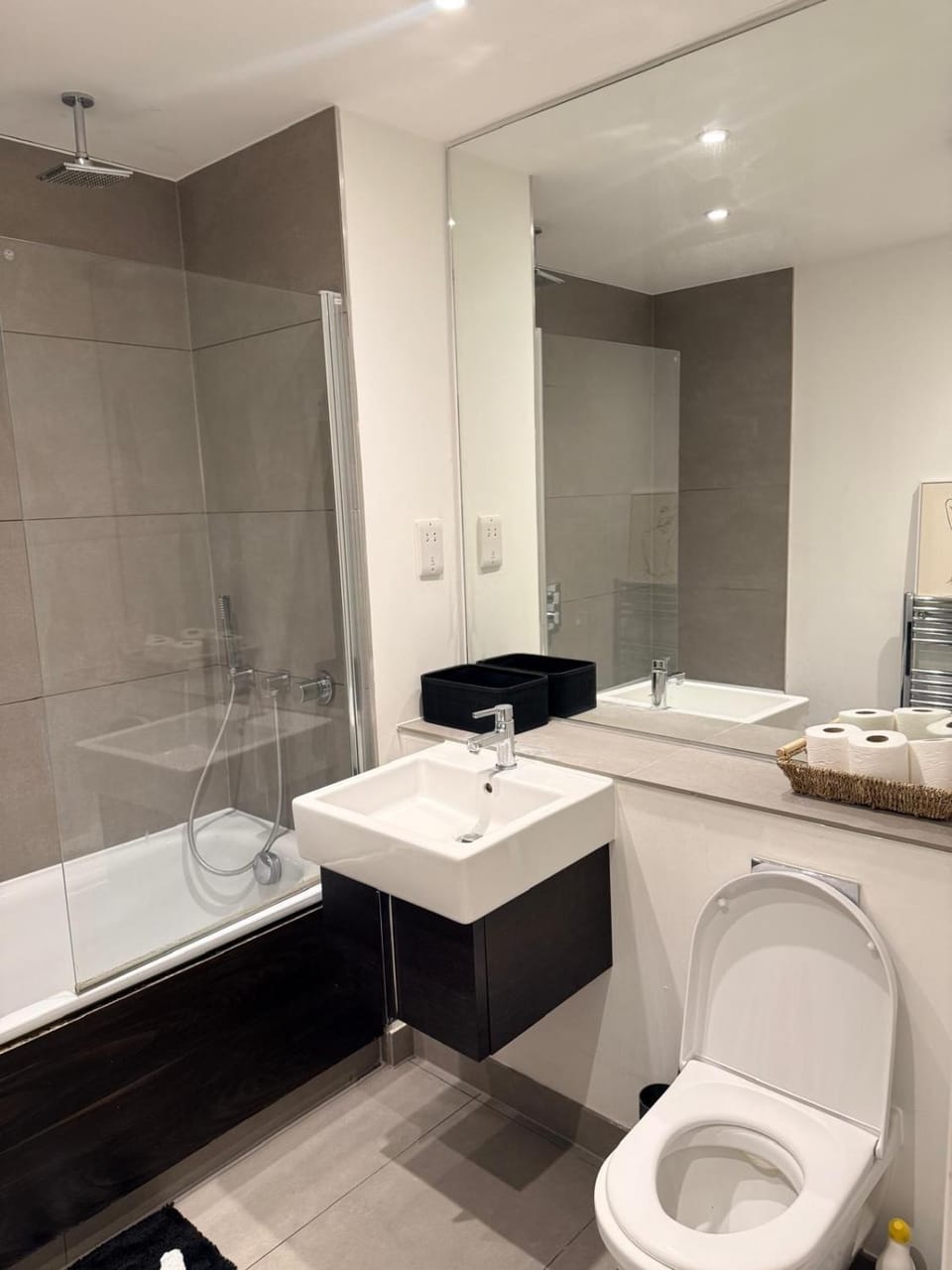 2Bdr Apartment Near Canary Wharf - City Airport-Excel- O2 Arena Apartment in London