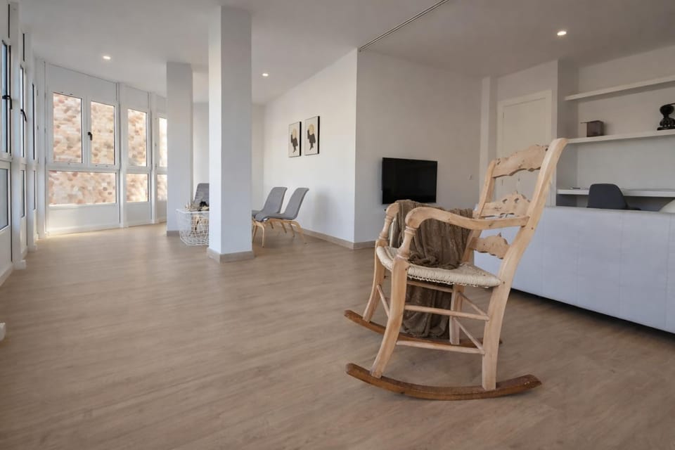 Communal lounge/ TV room, Living room