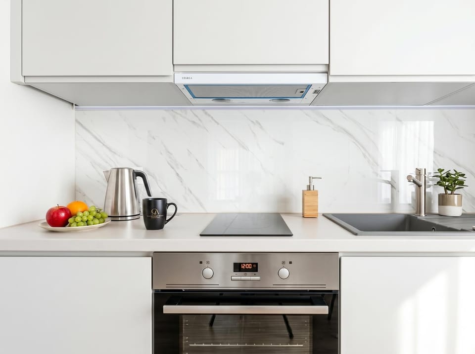Coffee/tea facilities, Kitchen or kitchenette, minibar, pet friendly, stove, toaster