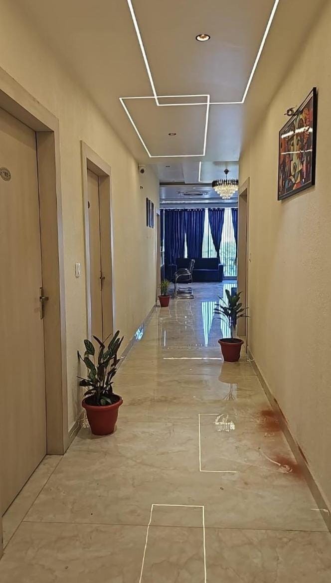 Sapphire inn Run by GGN Hospoitality Apartment in Uttarakhand