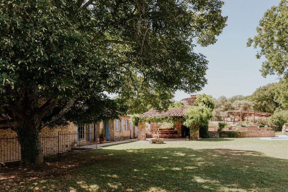 Domaine de Pijaubert Bed and Breakfast in French Riviera