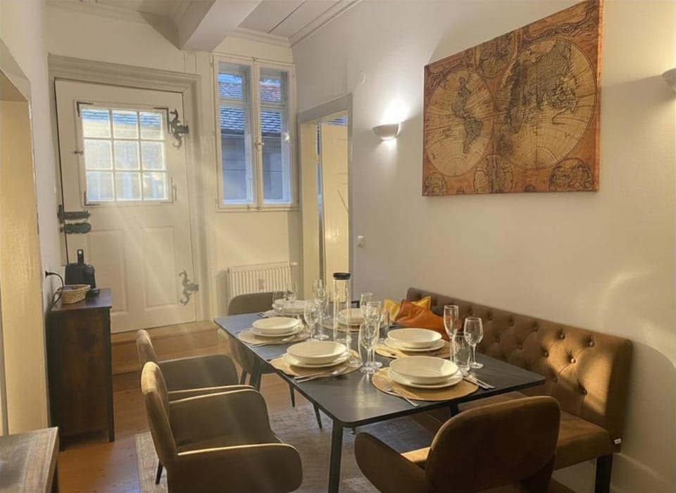 Coffee/tea facilities, Balcony/Terrace, Living room, Dining area