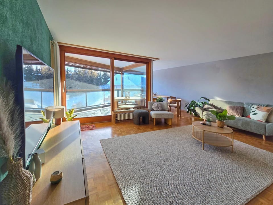 TV and multimedia, Living room
