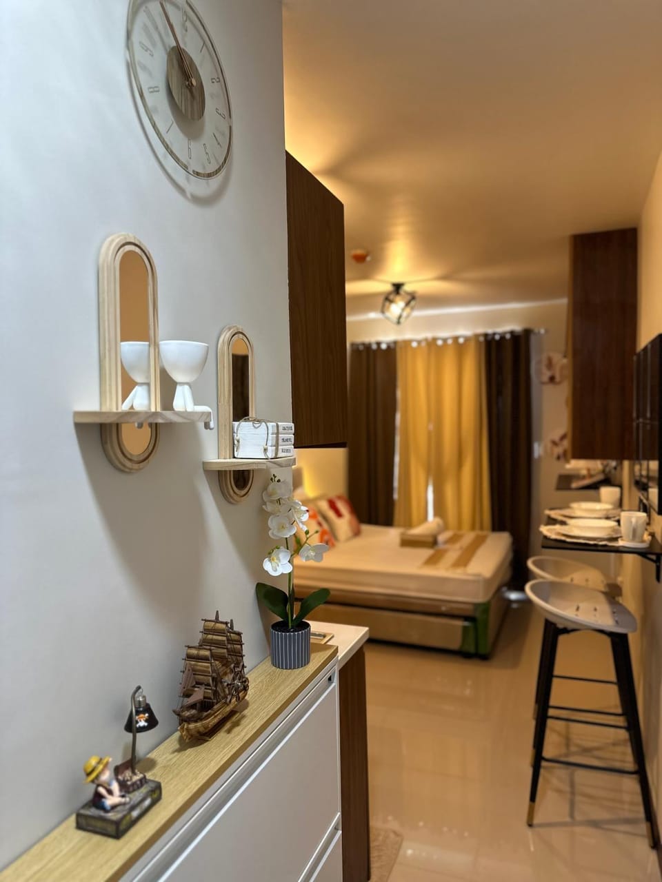 staycaSHAWN studio Apartment in Lapu-Lapu City