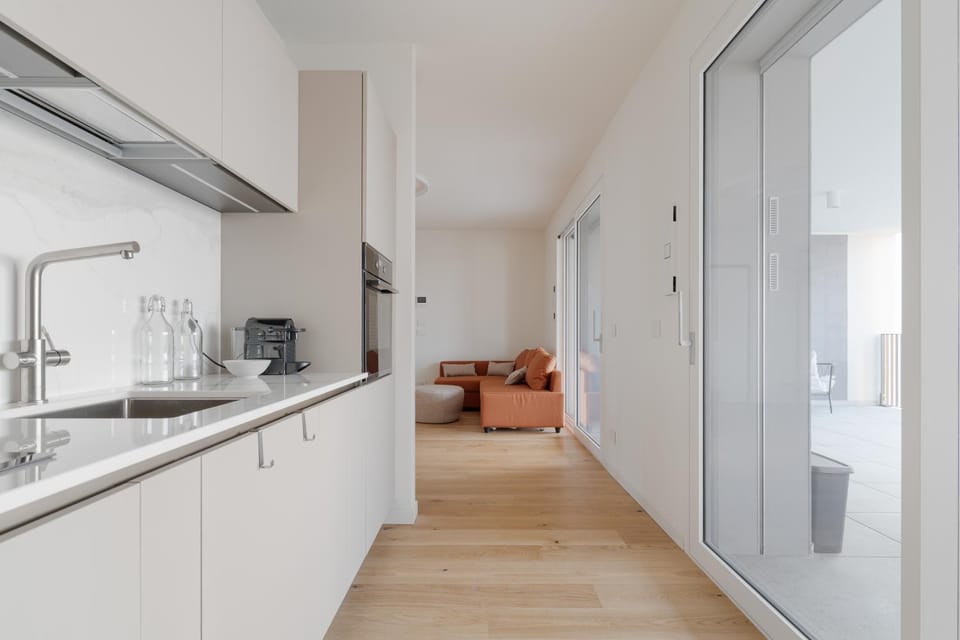 Kitchen or kitchenette, Living room