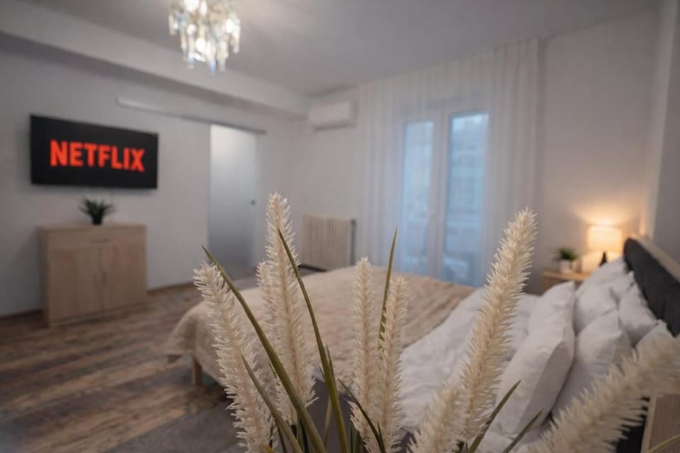 Loft in the Heart of the City - stay different Apartment in Bucharest