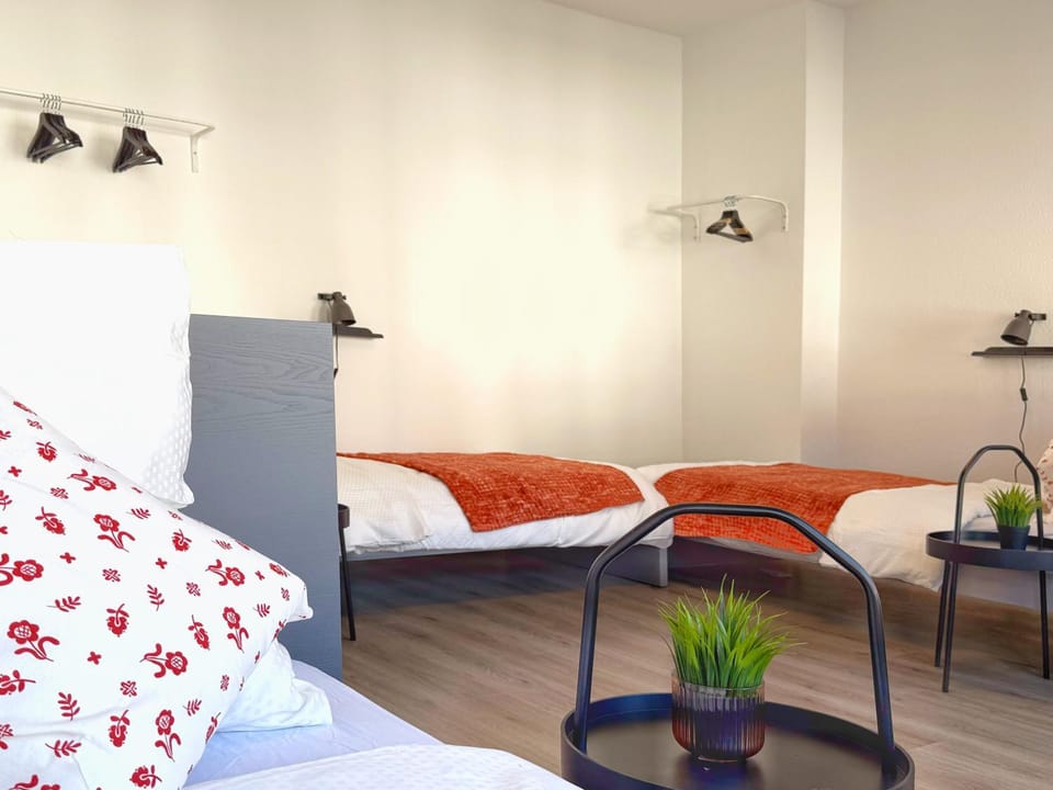 Bed, Photo of the whole room, Decorative detail, Bedroom