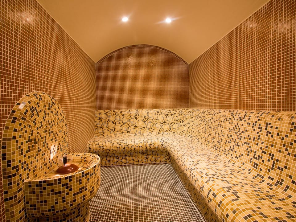 Steam room, Spa and wellness centre/facilities
