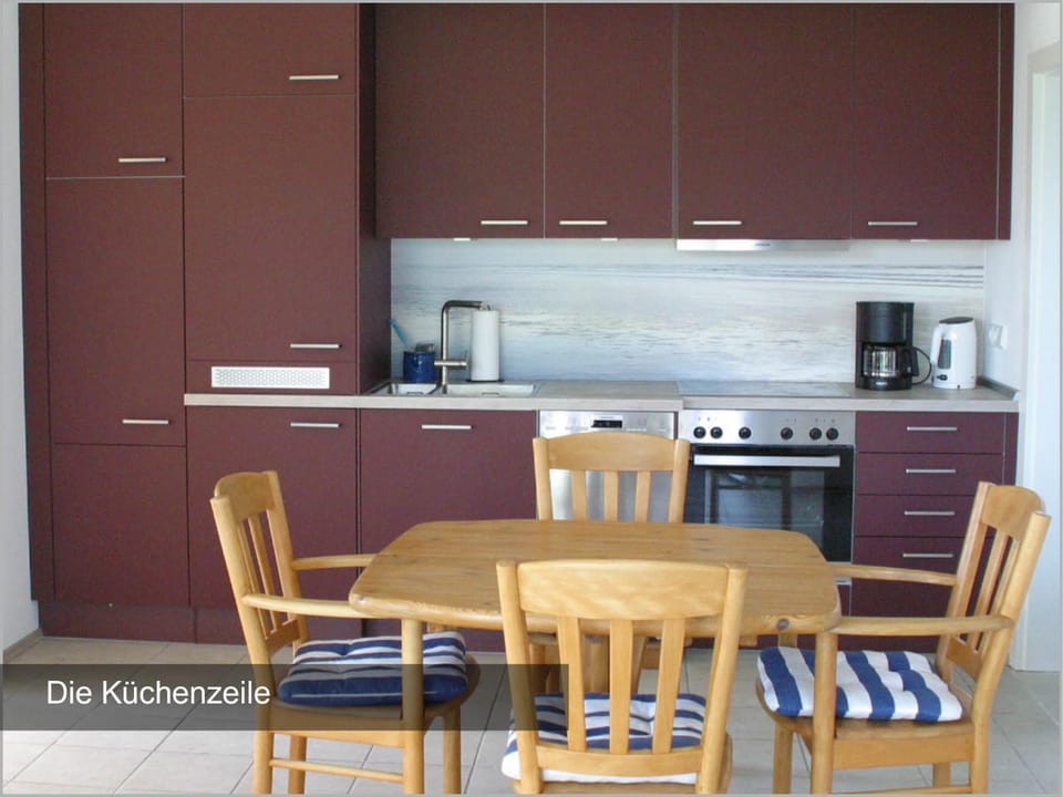 Dining area, kitchen