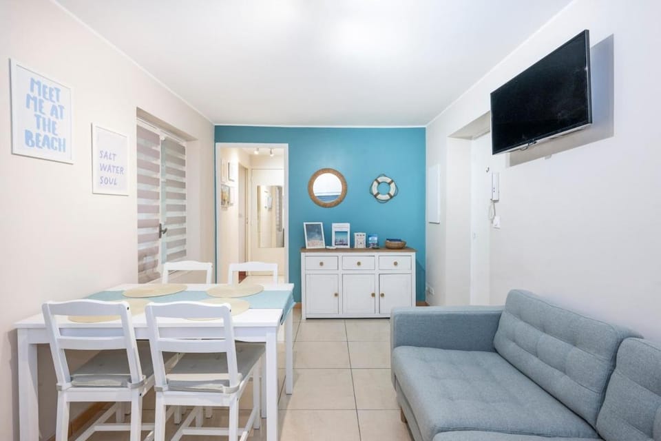 2 bedroom apartment in the center of Nice old town Apartment in Nice