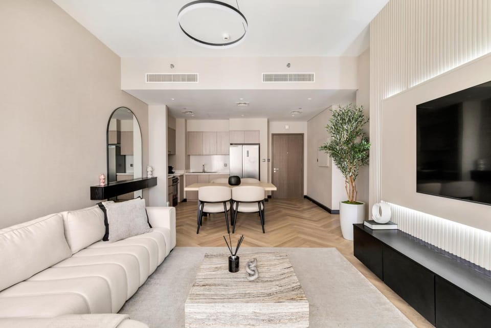 Living room, Photo of the whole room, Dining area