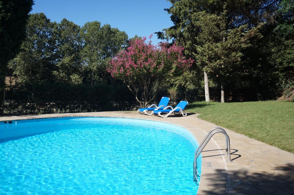 Swimming pool, Swimming pool