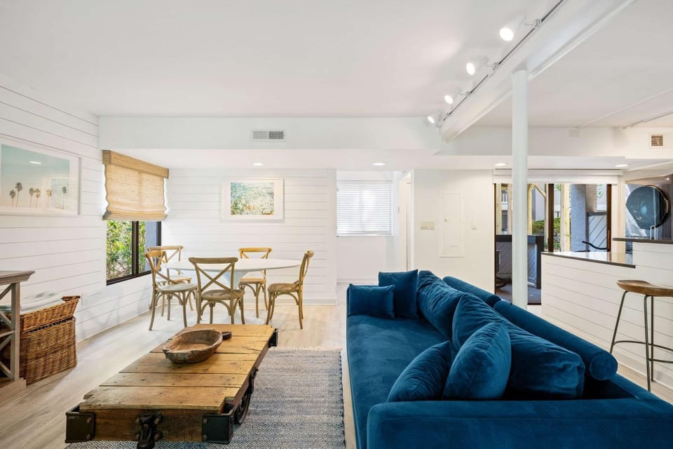Treetops 4901 - Coastal Villa Near Beach & Alder Lane Apartment in South Forest Beach