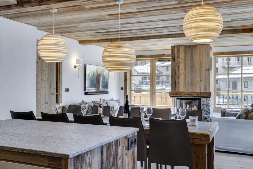 Stunning High-End Apartment with balcons Les Rives de lIsère 3 Apartment in Val dIsere