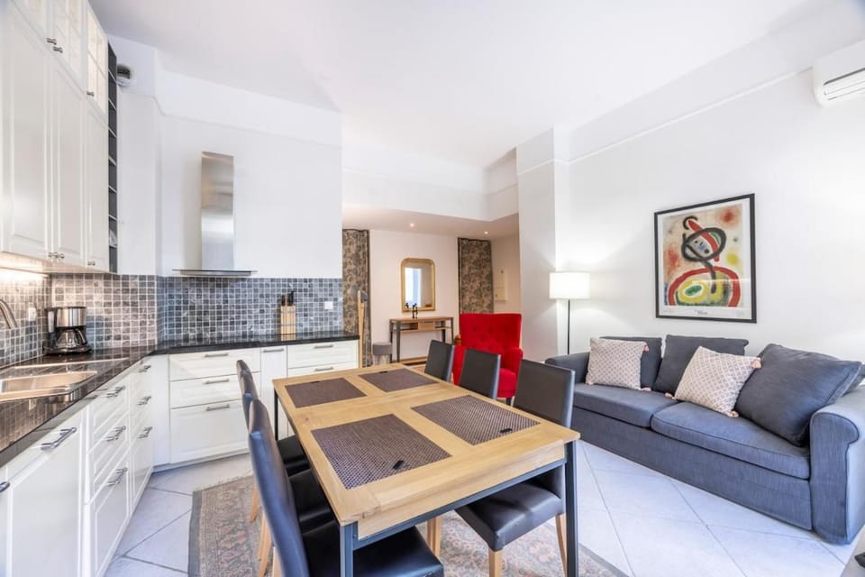 The Apartment with the Garden Studio Apartment in Nice