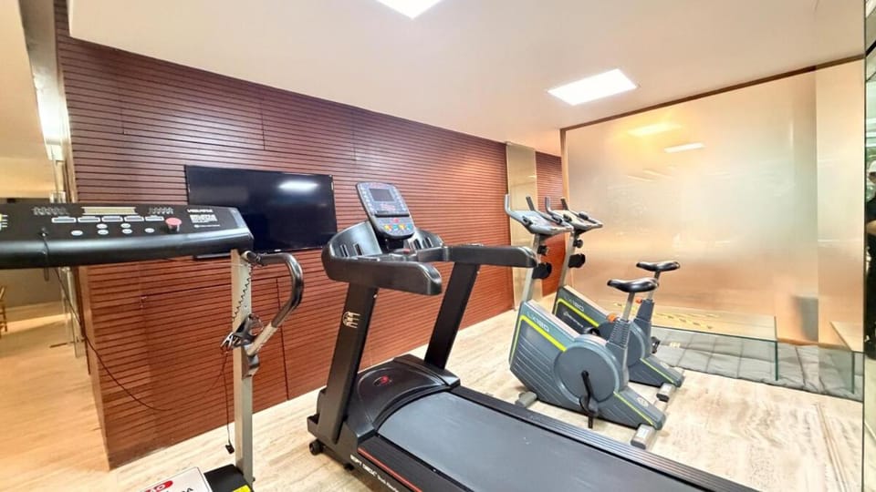 Fitness centre/facilities, Swimming pool