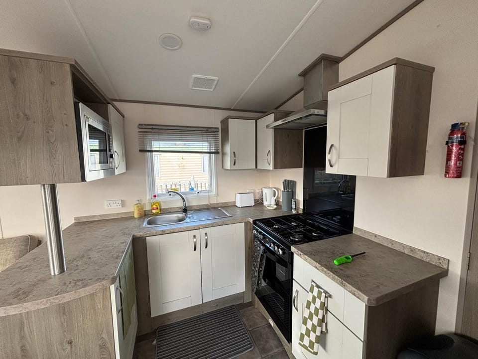 Oakley caravan rental Campground/ 
RV Resort in Skegness