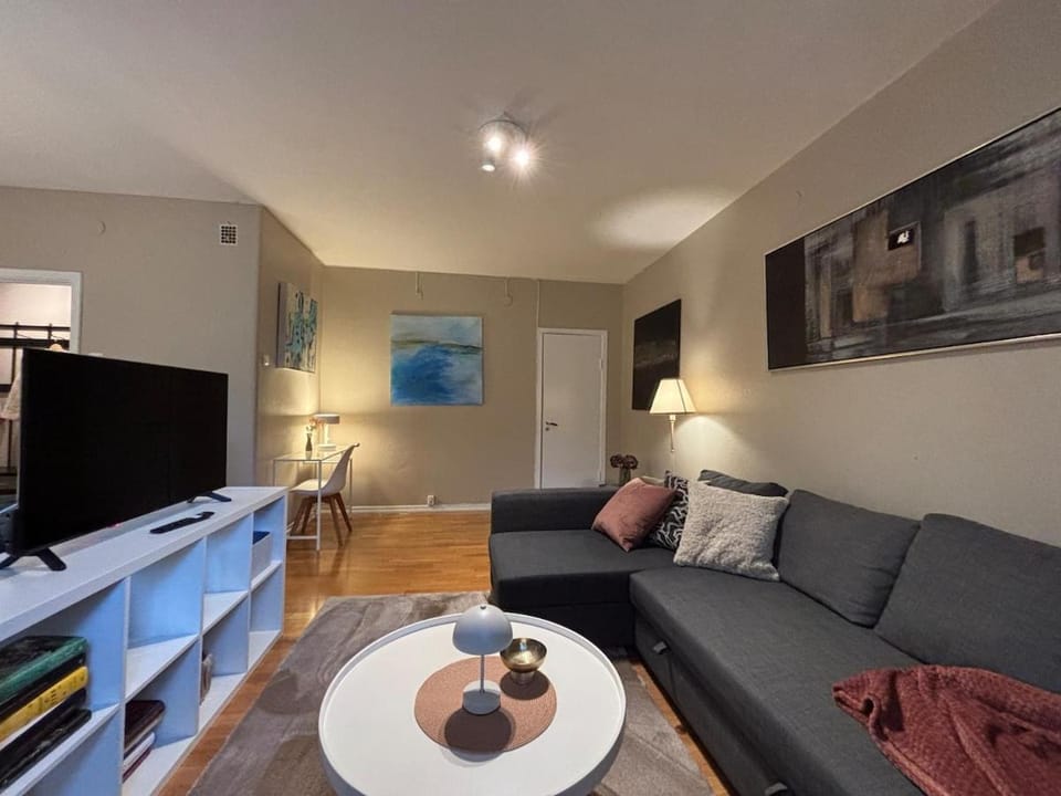 Living room, Bedroom